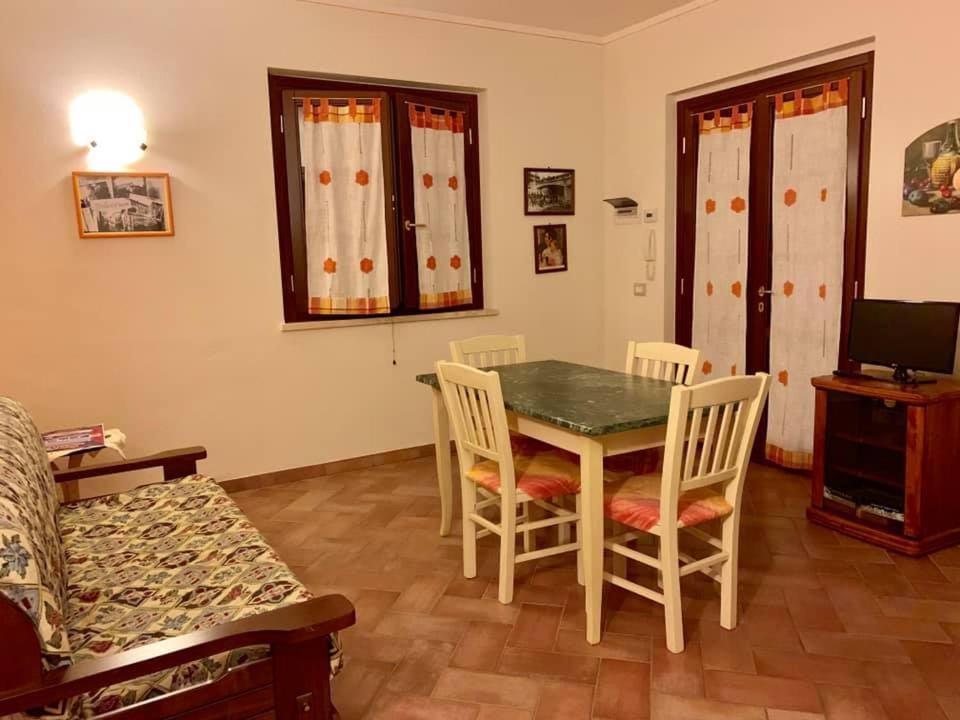 מונטמראנו 8380 Agriturismo L'Oleandro מראה חיצוני תמונה