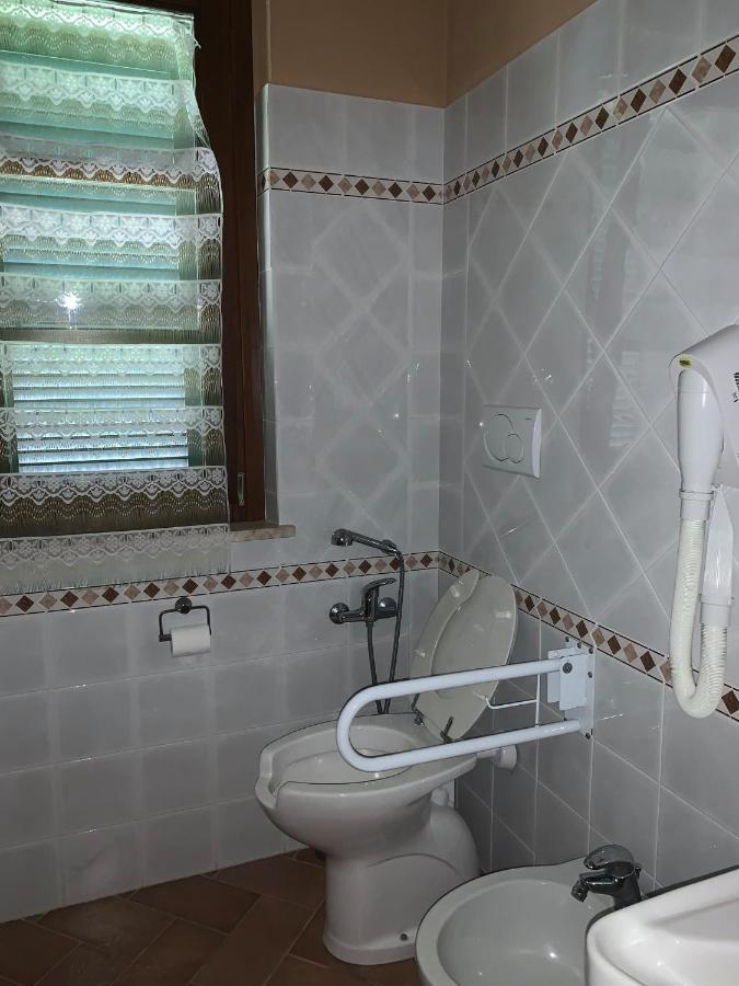 מונטמראנו 8380 Agriturismo L'Oleandro מראה חיצוני תמונה