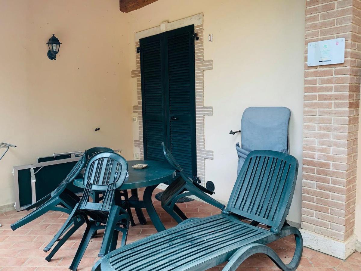 מונטמראנו 8380 Agriturismo L'Oleandro מראה חיצוני תמונה