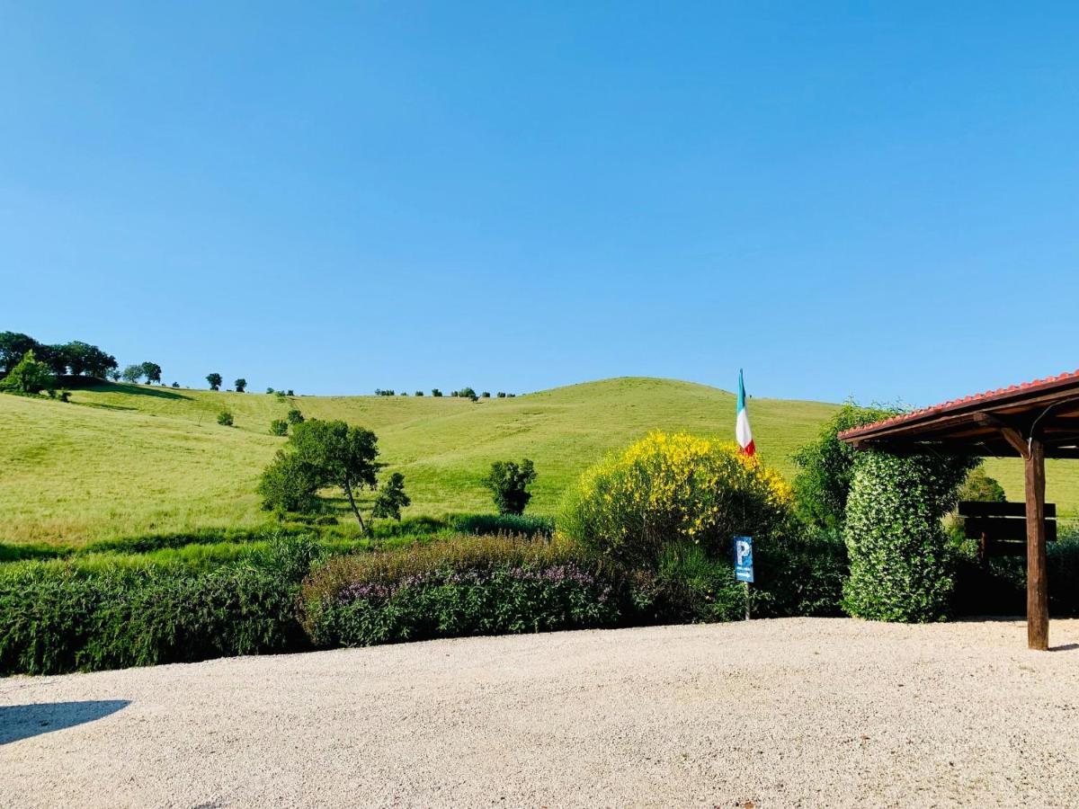 מונטמראנו 8380 Agriturismo L'Oleandro מראה חיצוני תמונה